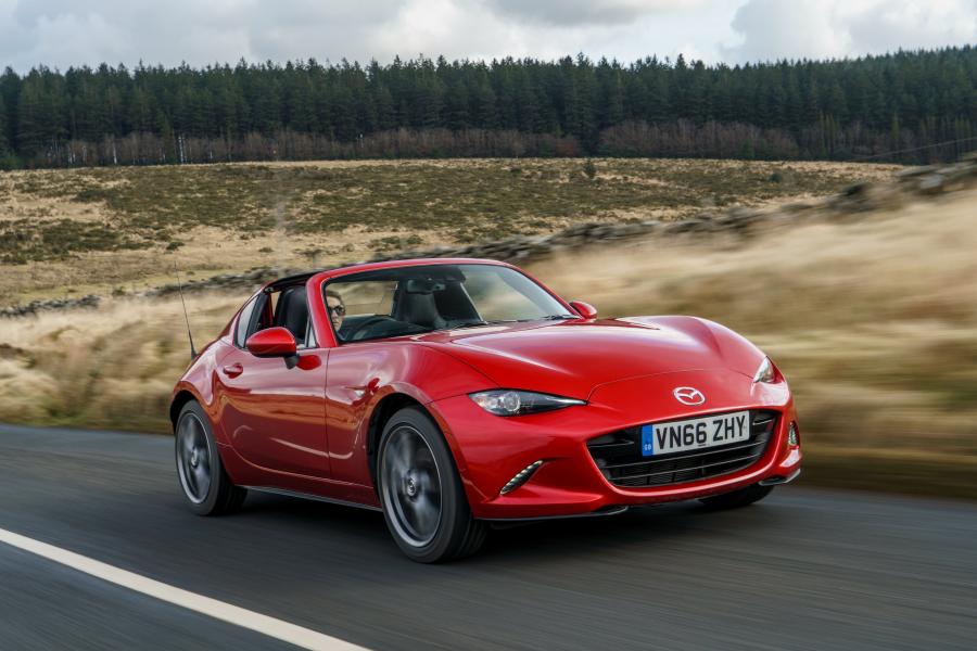  Mazda MX-5 RF 2017 года  (UK) (фото 37 из 40)